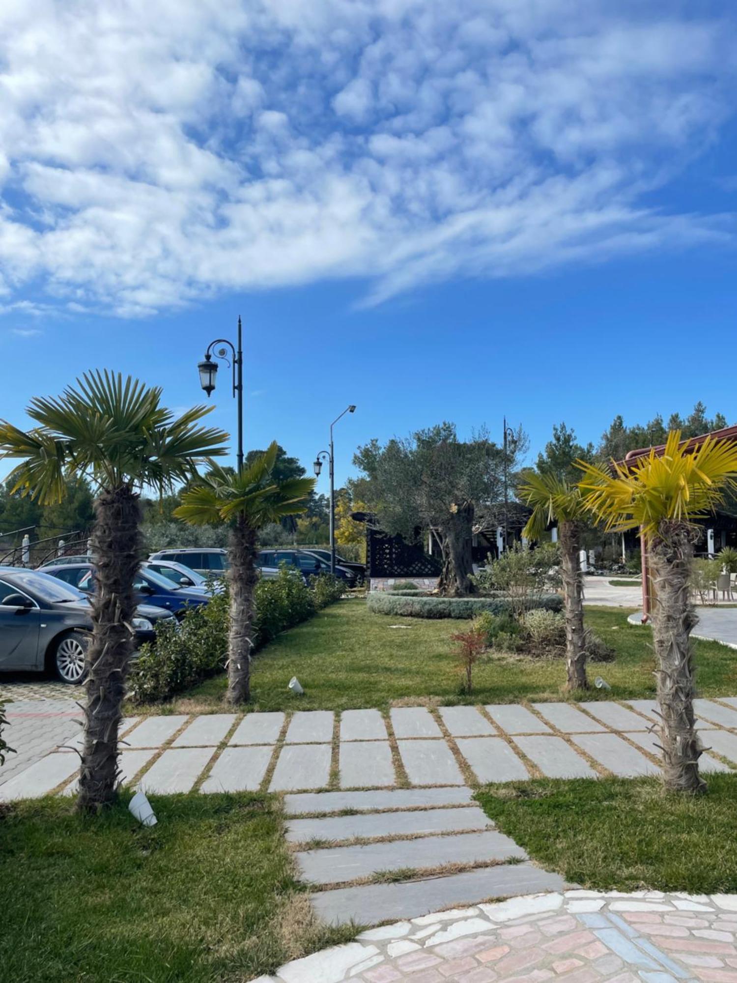 Agroturizem Eldi Hotel Fier Luaran gambar
