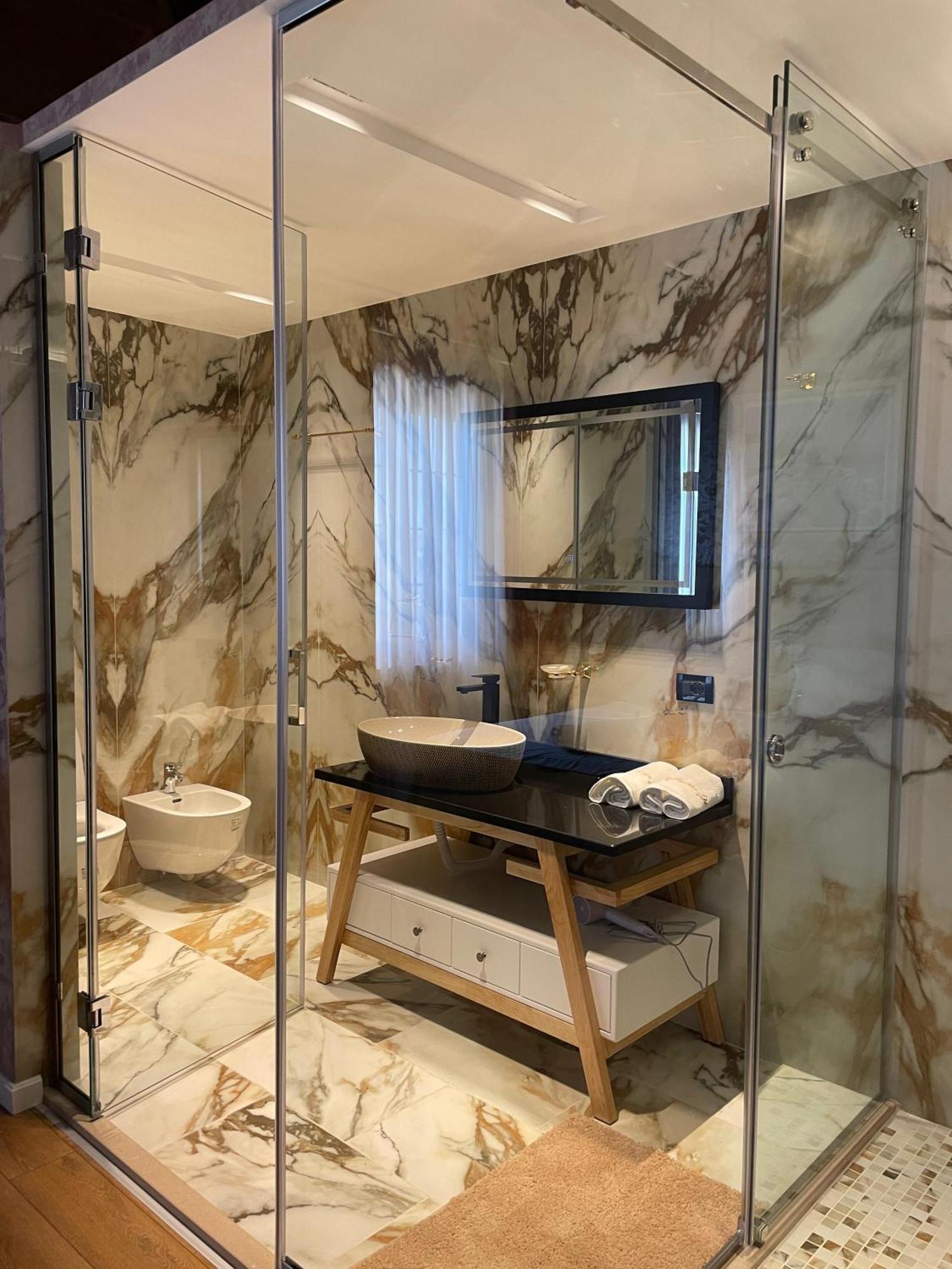Agroturizem Eldi Hotel Fier Luaran gambar
