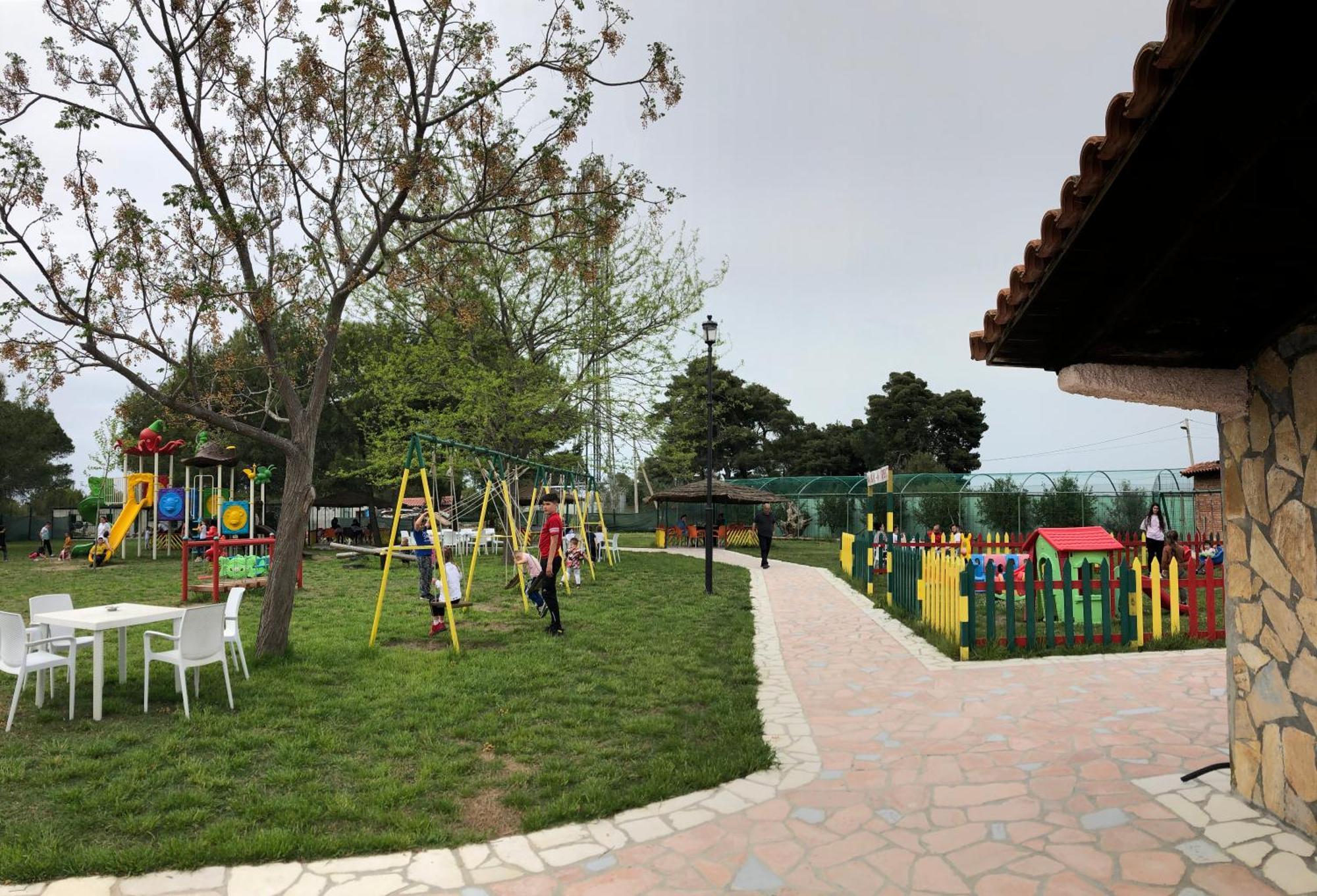 Agroturizem Eldi Hotel Fier Luaran gambar